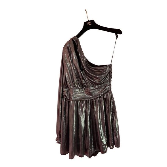 Endless Rose Women's Metallic Silver One-shoulder Cutout Romper Large NWT - Picture 3 of 7